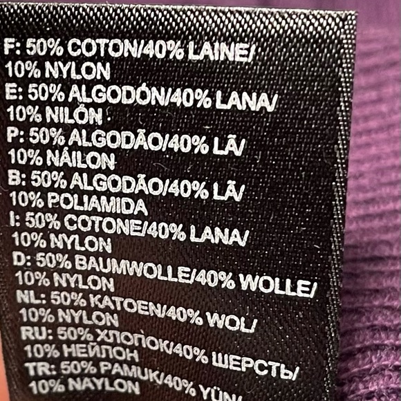 The North Face Full Zip Purple Women’s Sweater - Picture 6 of 6